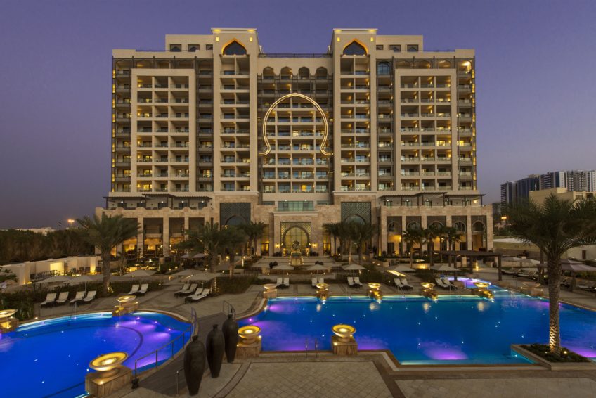 Ajman saray a luxury collection resort где находится