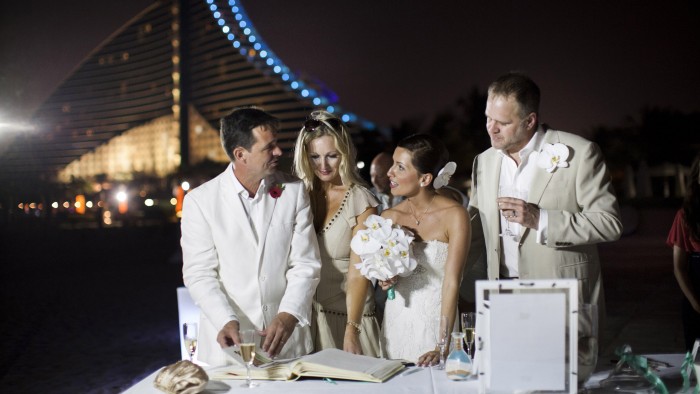 planning a destination wedding in Dubai